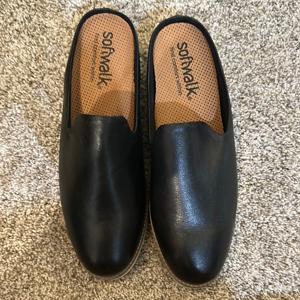 SoftWalk Black Loafers Slip-Ons Classic Design